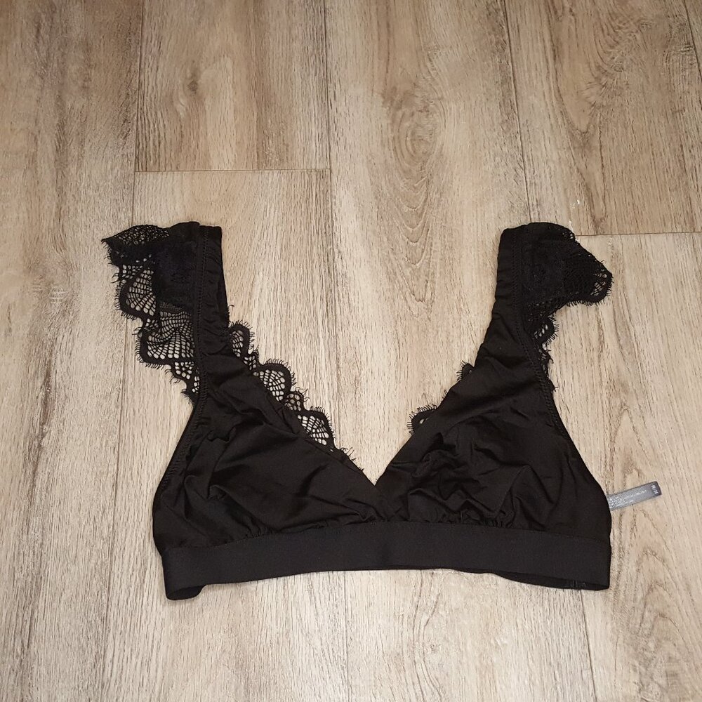 Black Lacy Bralette